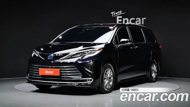 Toyota Sienna 2024 — Photo 10/20