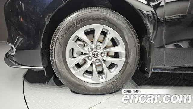 Toyota Sienna 2024 — Photo 4/20