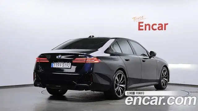 BMW 5 Series 2025 — Şəkil 2/20