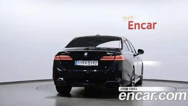 BMW 5 Series 2025 — Şəkil 4/20