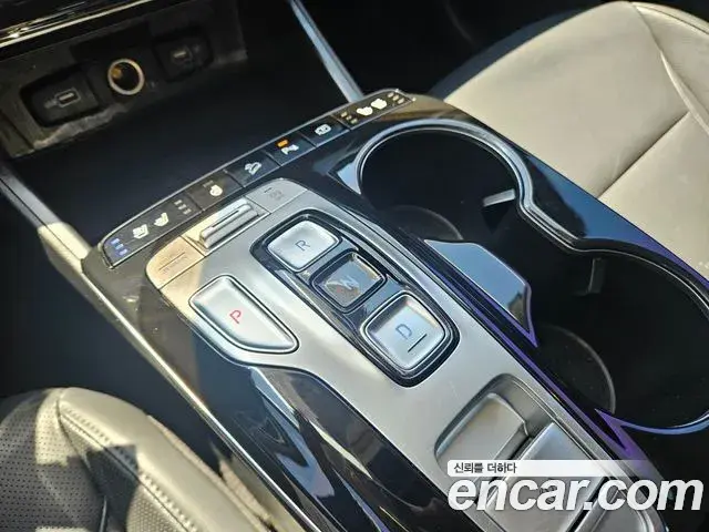Hyundai Tucson Hybrid 2021 — ფოტო 19/20