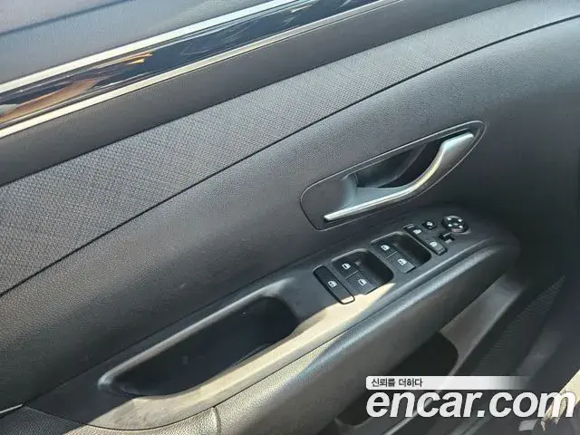 Hyundai Tucson Hybrid 2021 — ფოტო 2/20