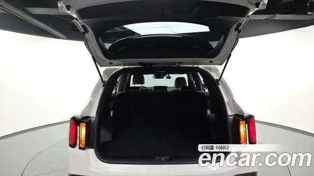 Kia Sorento 2023 — Şəkil 23/32