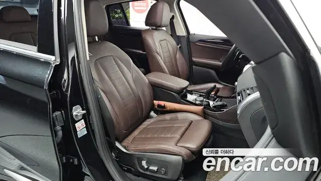 BMW X4 2020 — Şəkil 15/31