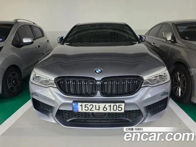 BMW 5 Series 2018 — Фото 1/10