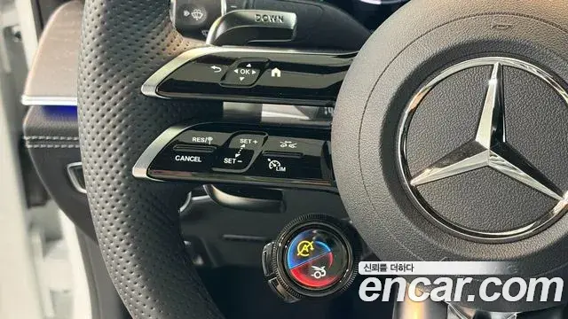 Mercedes-Benz AMG GT 2025 — Фото 16/20