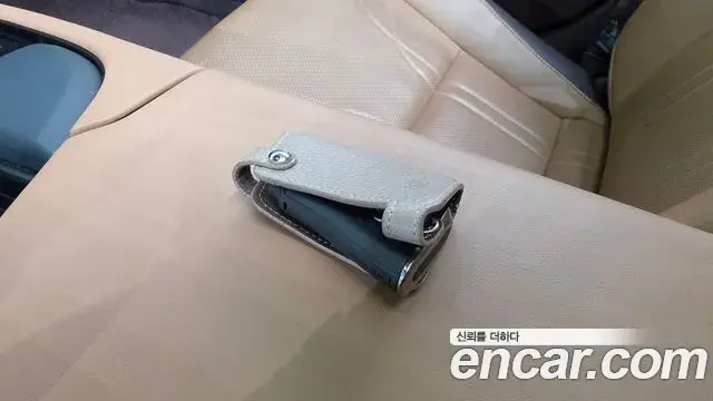 Lexus ES300h 2021 — Photo 16/20