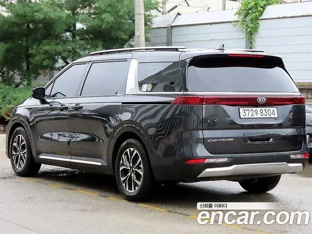 Kia Carnival 2021 — Şəkil 2/19