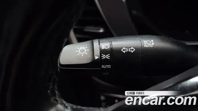 Kia Seltos 2019 — ფოტო 25/31