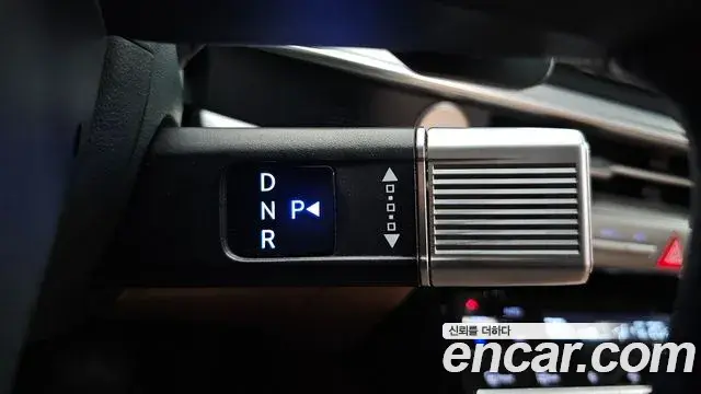 Hyundai Grandeur Hybrid 2023 — Şəkil 16/37