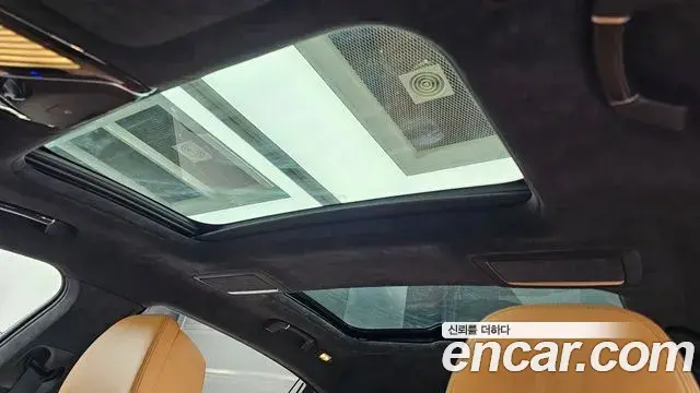 BMW 7 Series 2020 — Photo 18/20