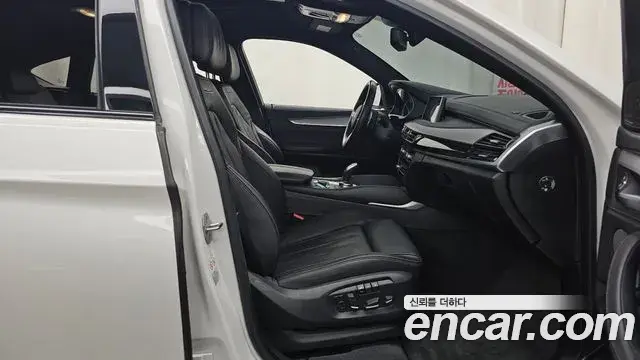 BMW X6 2018 — Şəkil 17/20