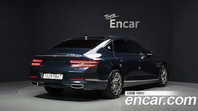 Genesis G80 2022 — ფოტო 15/33