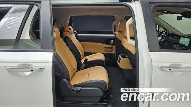 Kia Carnival 2022 — Şəkil 11/20