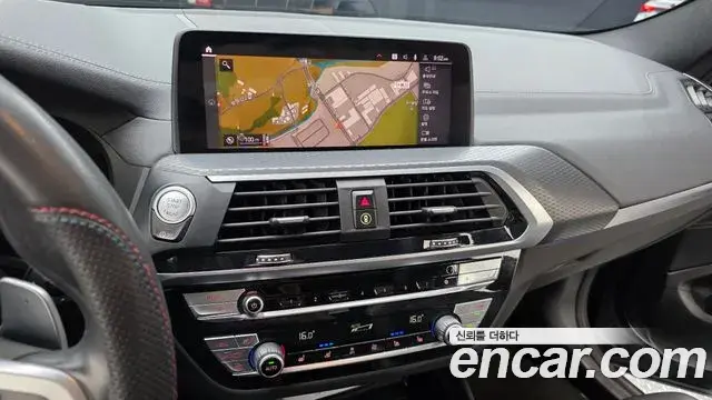 BMW X4 2021 — ფოტო 7/31