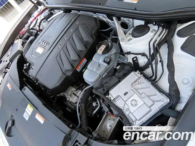Audi A6 2023 — Фото 19/20