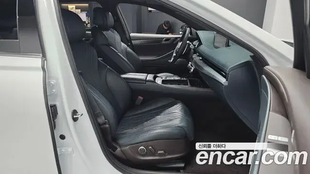 Genesis G80 2020 — ფოტო 19/20