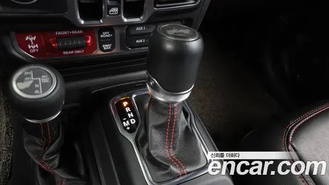Jeep Wrangler 2021 — Фото 9/20