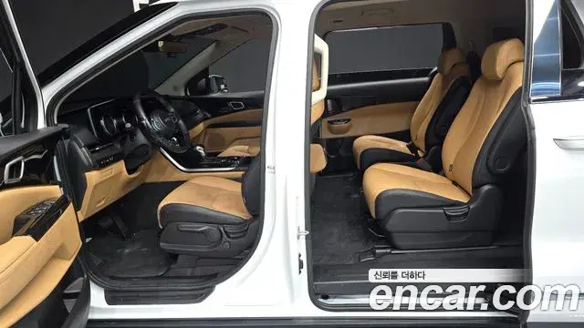 Kia Carnival 2023 — Фото 11/20