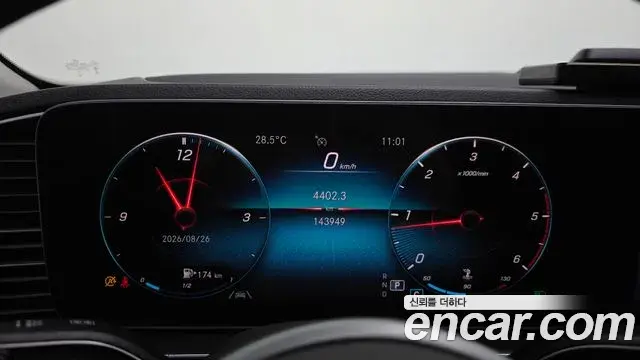 Mercedes-Benz GLE-Class 2019 — Фото 7/20
