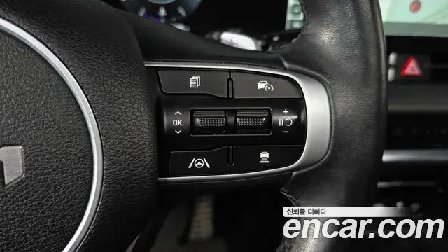 Kia Sportage 2022 — Фото 15/20