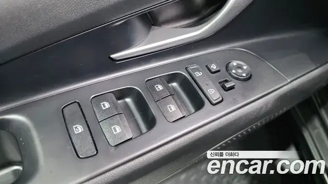 Hyundai Avante 2021 — Фото 19/20