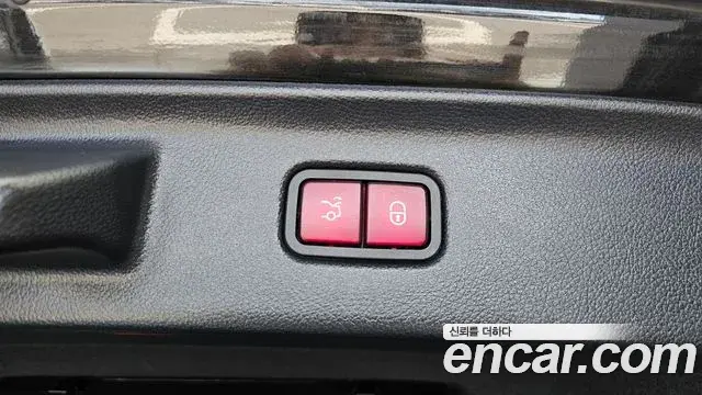 Mercedes-Benz S-Class 2022 — Photo 26/34