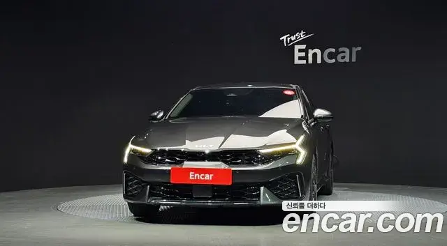 Kia K5 2025 — Şəkil 22/31