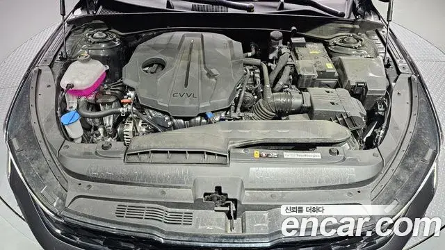 Kia K5 2025 — Şəkil 16/31