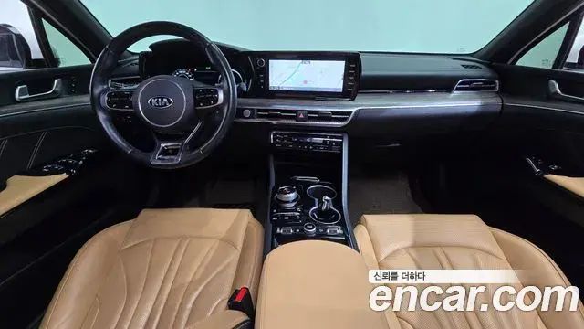 Kia K5 2021 — Şəkil 17/20