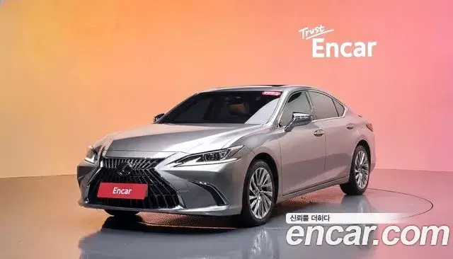 Lexus ES300h, 2021