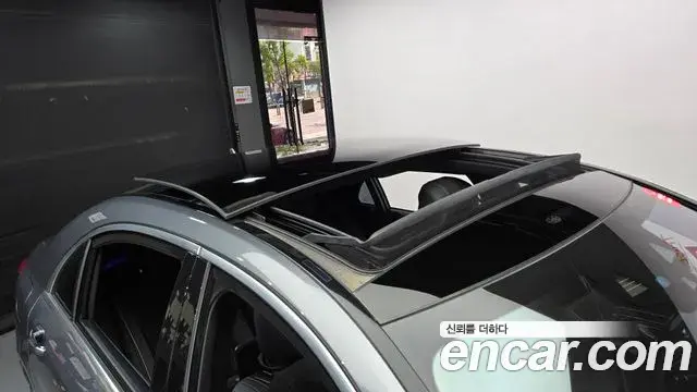 Mercedes-Benz S-Class 2018 — Photo 19/20