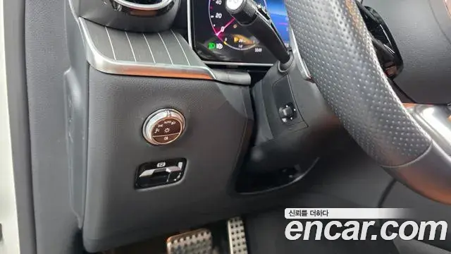 Mercedes-Benz GLC-Class 2024 — Photo 16/20