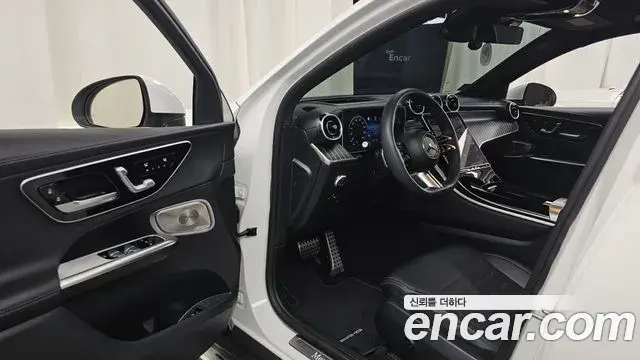 Mercedes-Benz GLC-Class 2024 — Photo 10/20