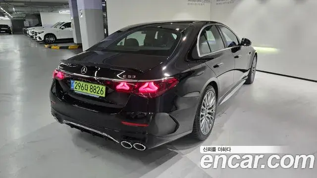Mercedes-Benz E-Class 2026 — Photo 3/20