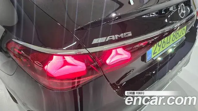 Mercedes-Benz E-Class 2026 — Photo 13/20