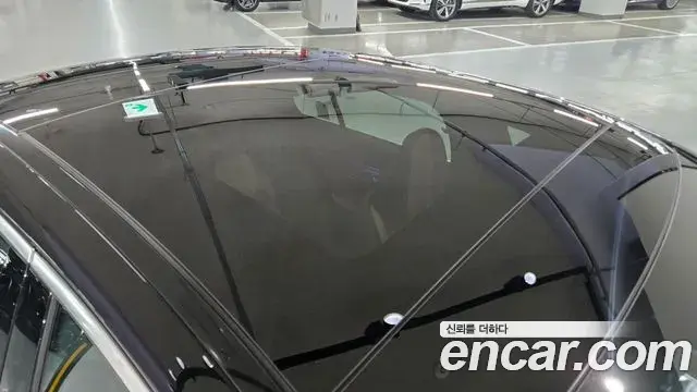 Mercedes-Benz E-Class 2026 — Photo 14/20