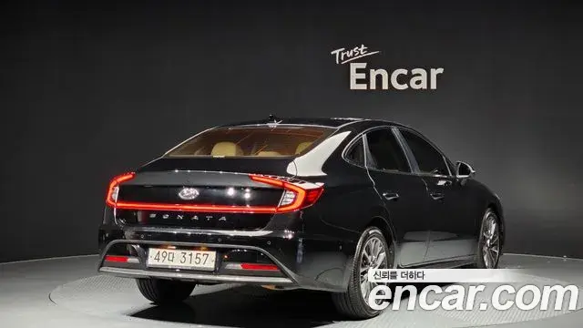 Hyundai Sonata 2019 — Фото 2/20