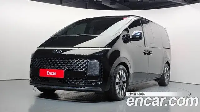 Hyundai Staria, 2022