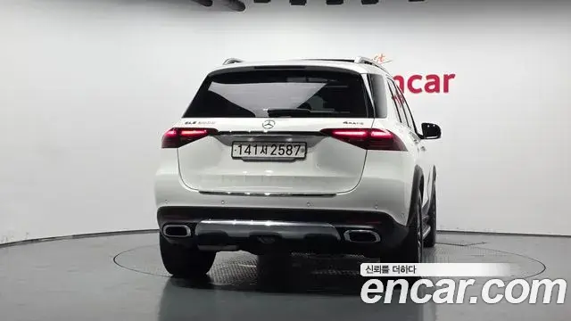 Mercedes-Benz GLE-Class 2024 — Фото 3/20