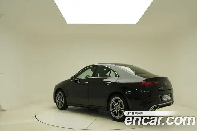 Mercedes-Benz CLA-Class 2025 — Photo 1/20