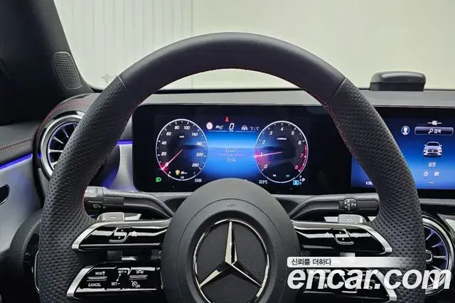 Mercedes-Benz CLA-Class 2025 — Photo 7/20