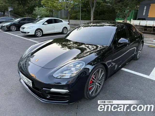 Porsche Panamera 2019 — Фото 11/11