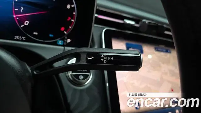 Mercedes-Benz E-Class 2026 — Photo 9/20