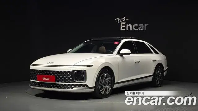 Hyundai Grandeur 2023 — Фото 1/20