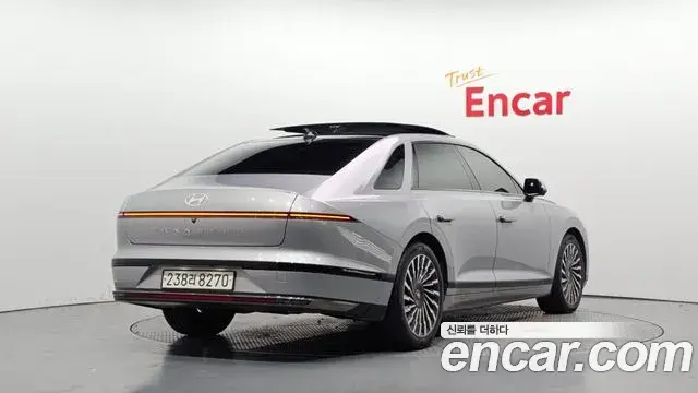 Hyundai Grandeur 2022 — Фото 2/20