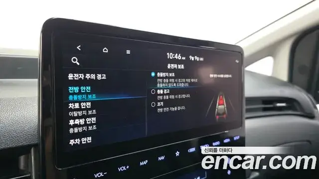 Hyundai Staria 2022 — Photo 18/20