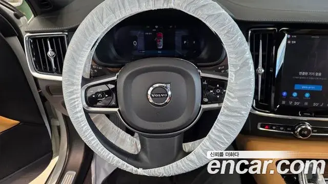 Volvo S90 2023 — Фото 14/20