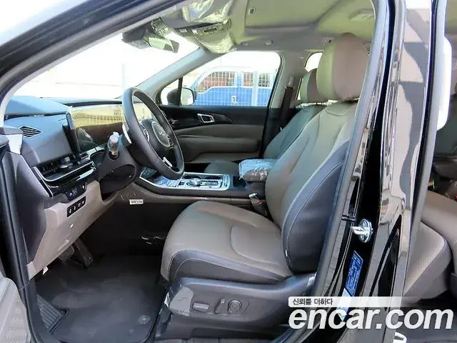 Kia Carnival 2024 — Şəkil 4/20