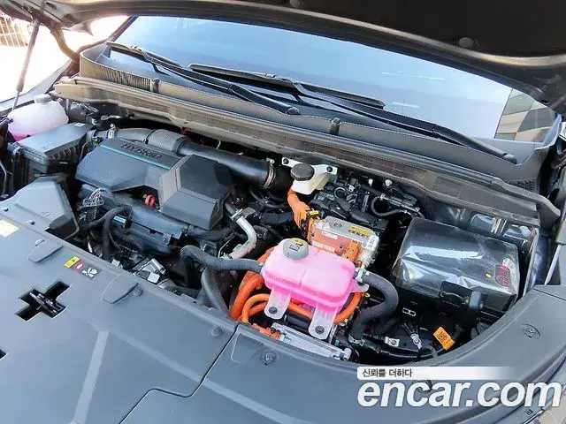 Kia Carnival 2024 — Şəkil 19/20
